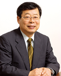 渡部 哲郎教授
