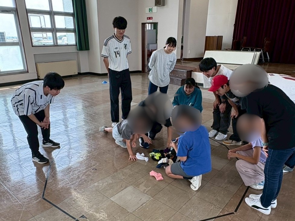 靴下ビンゴの様子